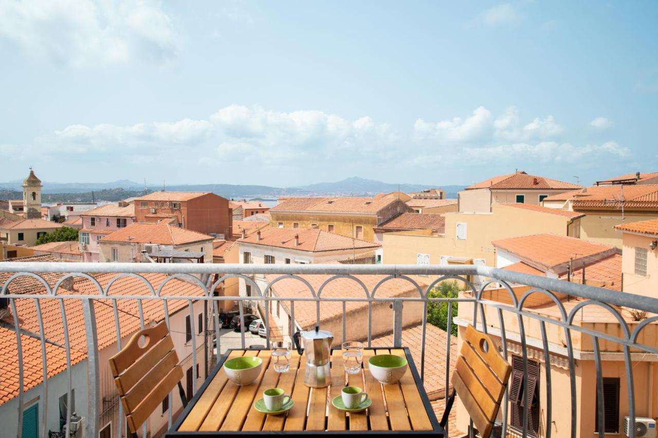 Old Charm - Seaview Apartment La Maddalena  Exterior foto
